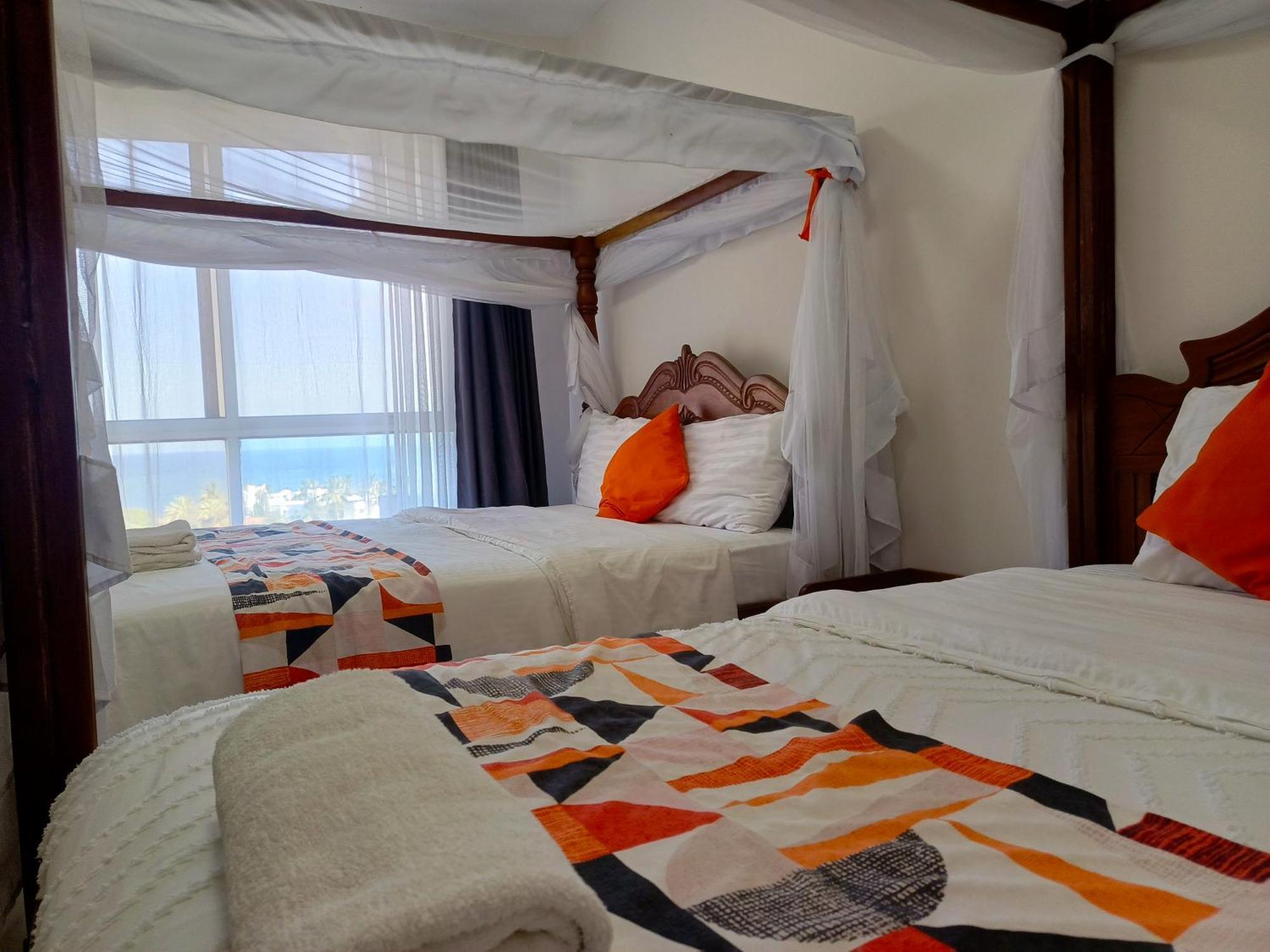 Savannah Lions Exquisite Apartment Mombasa Exterior photo